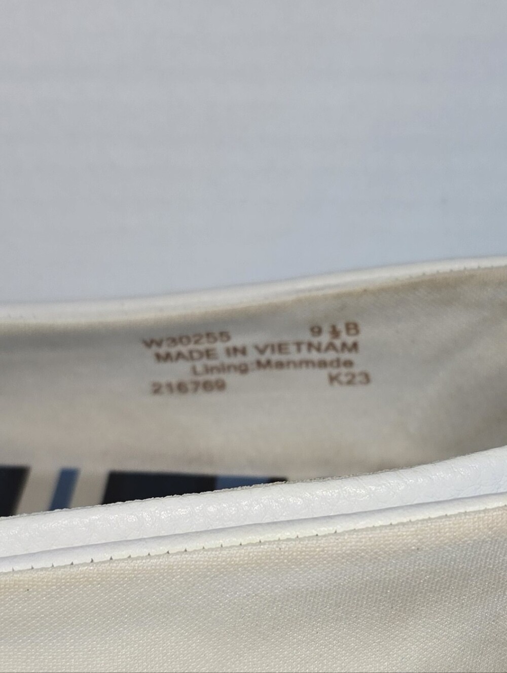 Cole Haan Nantucket White Pebbled Leather Penny Loafers Shoes Womens Size 9.5 B - Picture 6 of 9